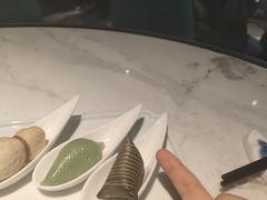 拆骨八宝鸭-绿波廊(豫园店)