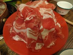 -洞庭洲·防空洞火锅·铜锅涮肉·烧烤(新百广场店)