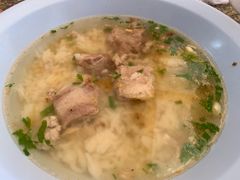 清汤排骨泡饭-马里奥明星猪脚饭