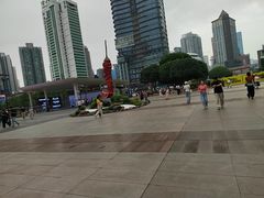 -观音桥步行街