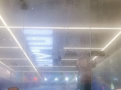 -INLANG饮浪室内冲浪(苏河湾万象天地店)
