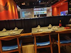 大堂-里岛烤鱼(东港凯虹广场店)