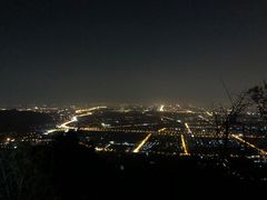 -鬼笑石后山停车场