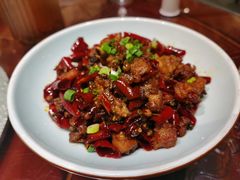 -万重锦·人文川菜馆(骡马市店)