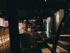 -穹六人间 people 6(岳阳路店)