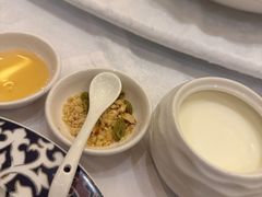 -汗腾格里·风味餐厅(新疆驻京办店)