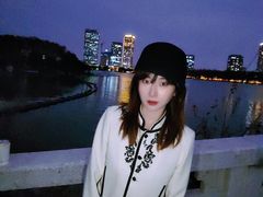 -DIOR迪奥(德基广场女装店)