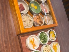 -良米山·云南野生菌过桥米线(上海首店)