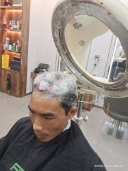 -艺格造型染发烫发