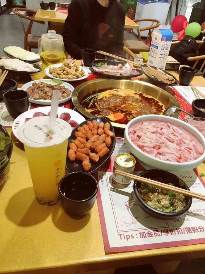 德庄火锅(綦江店)-"[种草]位置 綦江万达广场商场的四楼,电.