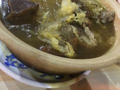 -二哥特色砂锅