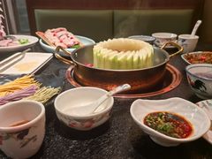 -得意咚瓜·顺德鱼生·冬瓜火锅(深圳首店)
