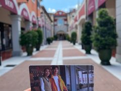 -佛罗伦萨小镇广佛名品奥特莱斯(疏港路店)