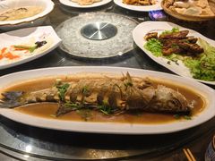 -鱼王府大酒店