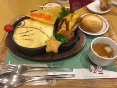 圣诞款哆啦A梦意粉套餐-藤子·F·不二雄博物馆