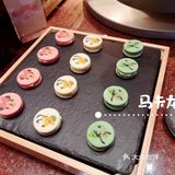 不用去迪士尼乐园排队就能和米奇米妮合影又抱抱