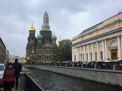 -滴血救世主教堂