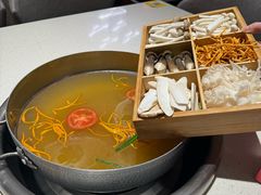 -芭夯兔·无骨兔汤锅(华阳店)