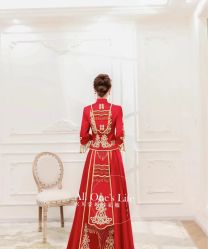-衣贝姿婚纱礼服馆