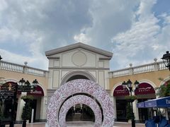 -佛罗伦萨小镇广佛名品奥特莱斯(疏港路店)