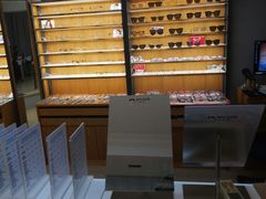 -优医视平价眼镜蔡司依视路折扣工厂店(德胜门店)