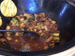 -曹丞相·地锅鸡·地锅鱼(武林店)