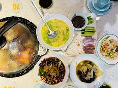 -巧克力渔家.小船海鲜胶东菜(万平口店)