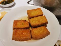 招牌炸豆腐-红雀围·海鲜火锅(陆家嘴中心店)