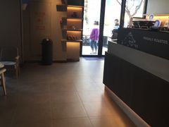 -瑞幸咖啡(巴黎春天陕西路店)
