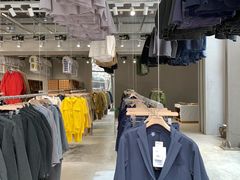 -迪桑特DESCENTE(北京三里屯BLANC店)