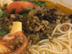 -蒙自源米线大王(东站店)