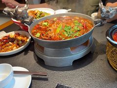 -万重锦·人文川菜馆(骡马市店)