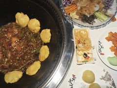 -哈尔滨烧烤·山河村铁锅炖(交大店)