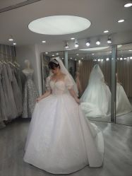 -台湾蔡美月婚纱租赁