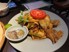 越式盐焗麻油鸡-大头虾越式风味餐厅(光明广场店)