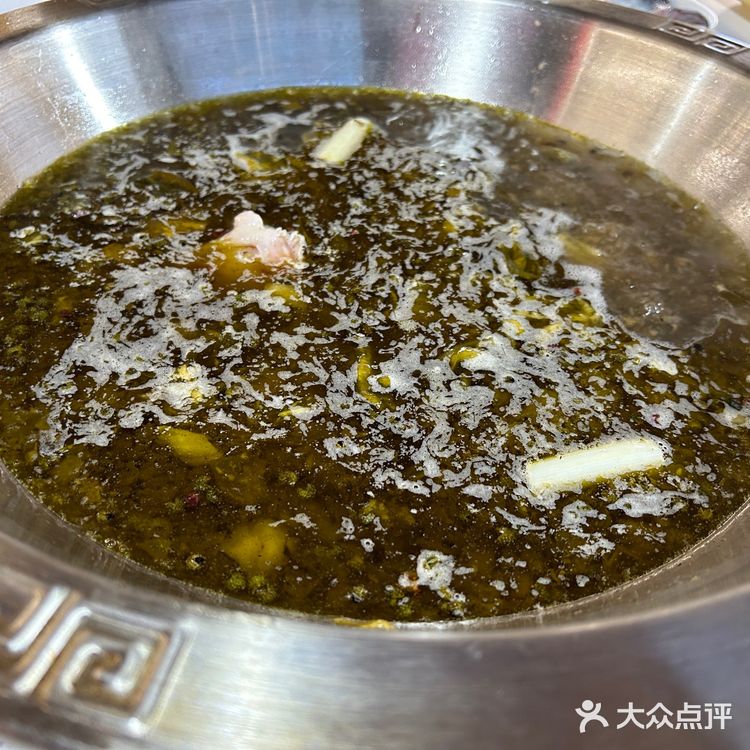 第一次吃这么麻的火锅[调皮]