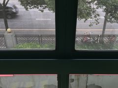 -爱贝口腔·牙周诊疗·种植修复中心