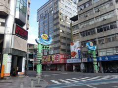-六合夜市