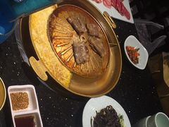 -猪啊牛呀羊啊铜盘烤肉(正大广场店)
