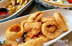 Crispy Squid Rings with Shrimp