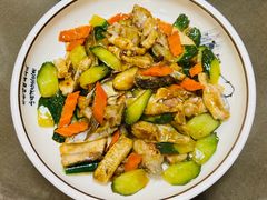 生炒鱼头-广迎居老正兴菜馆