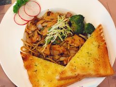 黑椒蘑菇鸡肉意面-遇见西木美式餐厅(体育路店)