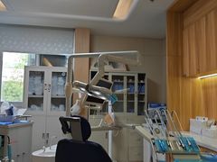 -上海仁爱医院口腔科 · 种植
