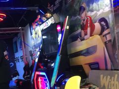 -VR+乐园·VR电竞·家庭亲子·密室逃脱·轰趴团建