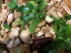 -何师烧烤·香辣蟹·川菜·30年老品牌(太古里旗舰店)