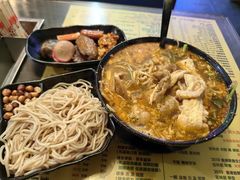 -星林居酸辣米线餐厅