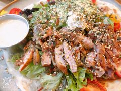 照烧鸡肉配牛油果拉法沙拉-HELLO 27 意面·沙拉·帕尼尼