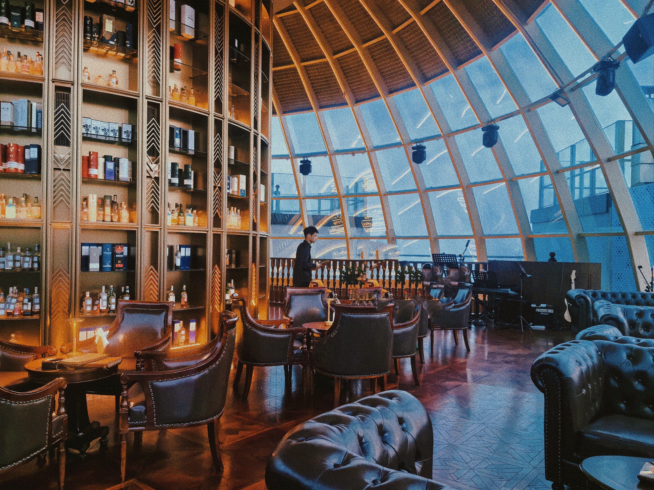 青岛天花板级别的露天酒吧[啤酒]