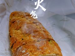 松露鱼籽法棍-Let's Taipei 非常烘焙(太古里店)