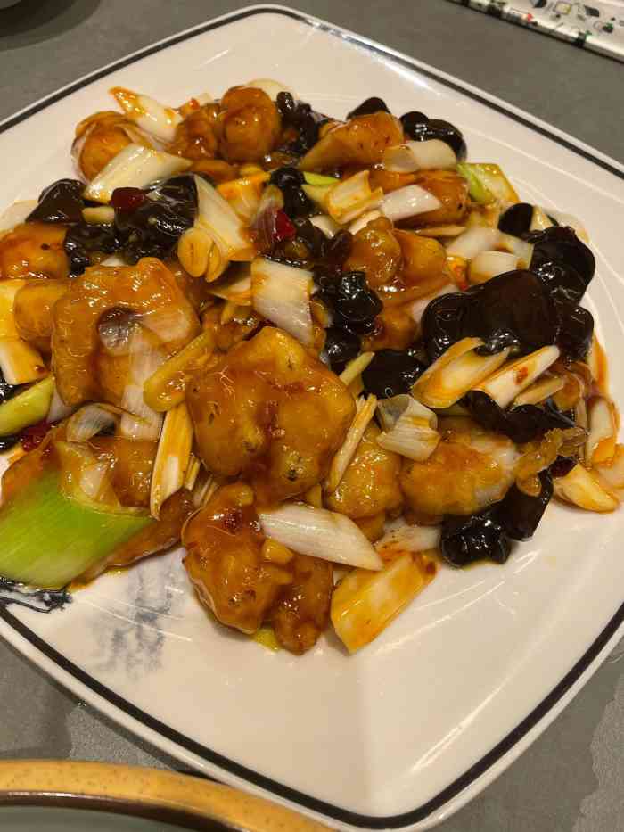 欣欣餐厅61大连老菜中山区解放路武昌街店